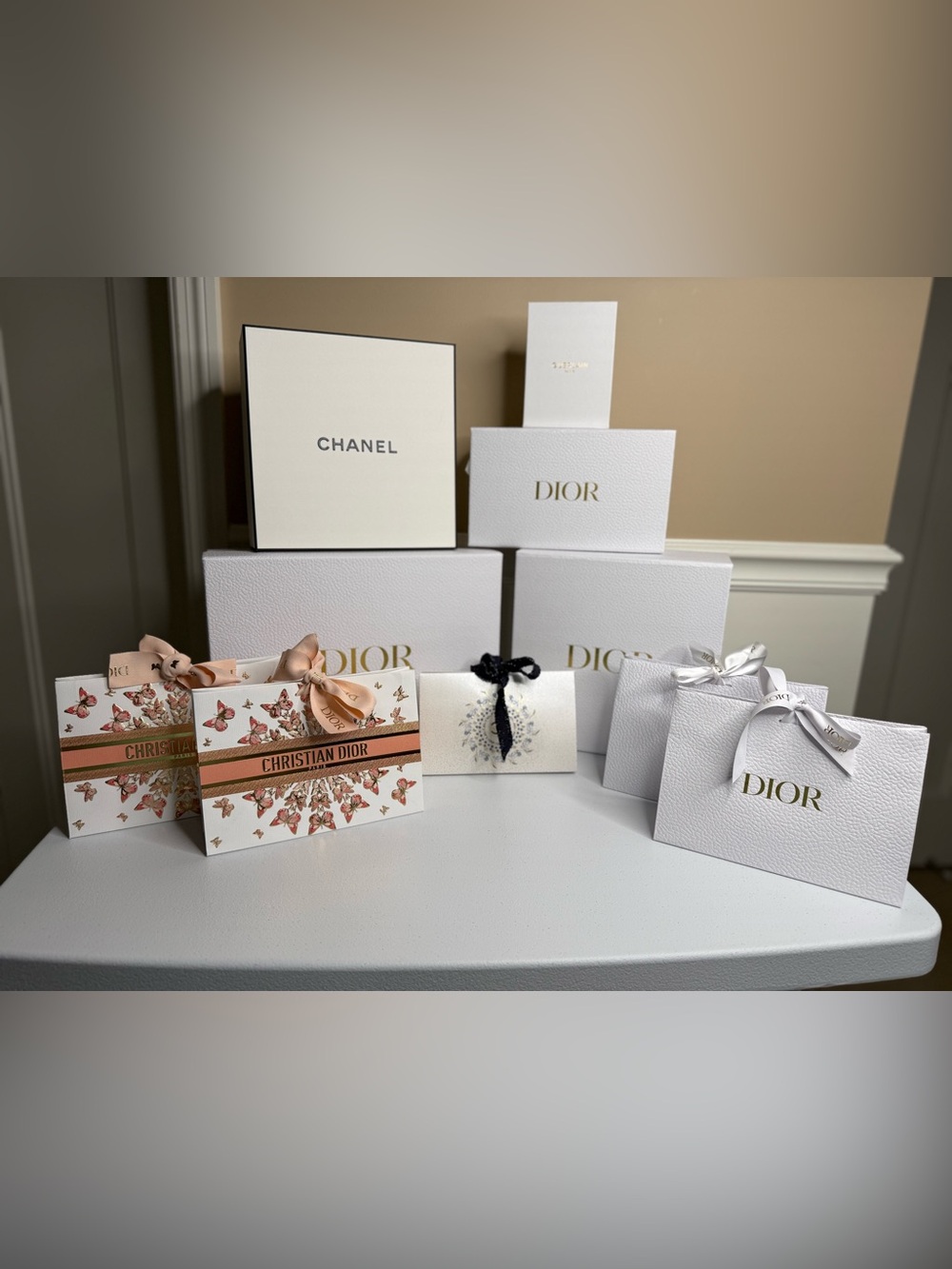 Luxury Gift Box Collection, contains 10 boxes.